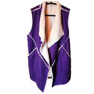 040 LULAROE SIZE LARGE FLEECE VEST, DEEP PURPLE / WHITE